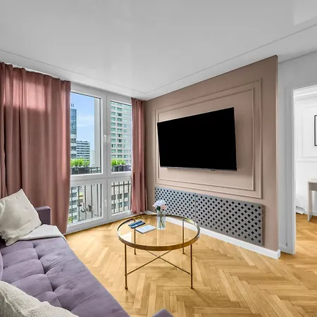 Apartamento Rondo Onz - 11th Floor, Air Con - By Rentujemy