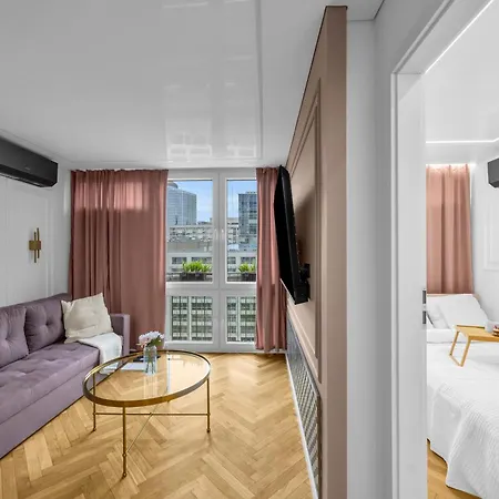 Apartamento Rondo Onz - 11th Floor, Air Con - By Rentujemy *